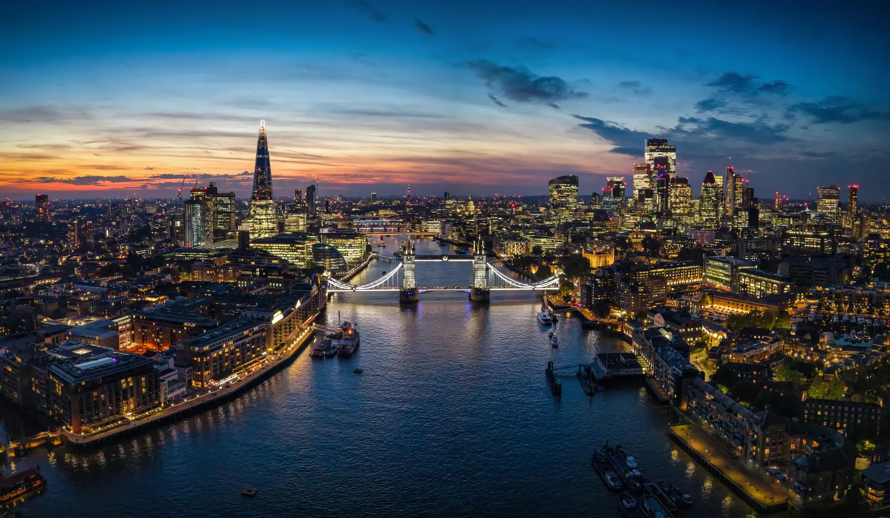 Westminster and Big Ben illuminated at night